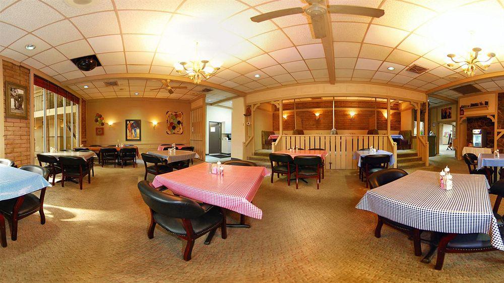 Rodeway Inn Cow Palace Lamar Buitenkant foto