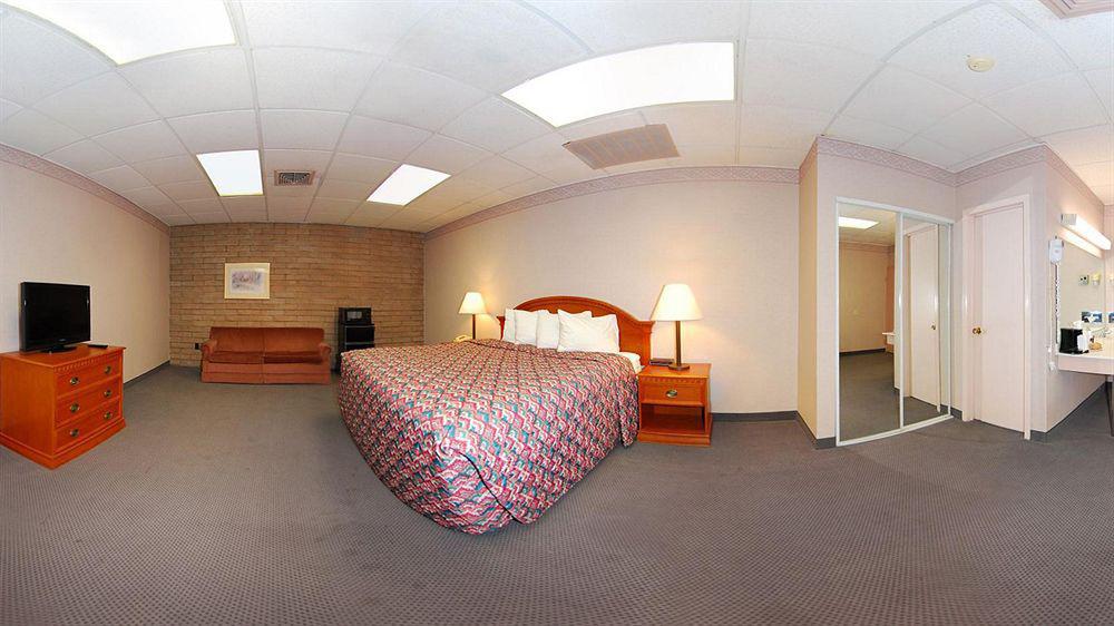 Rodeway Inn Cow Palace Lamar Buitenkant foto